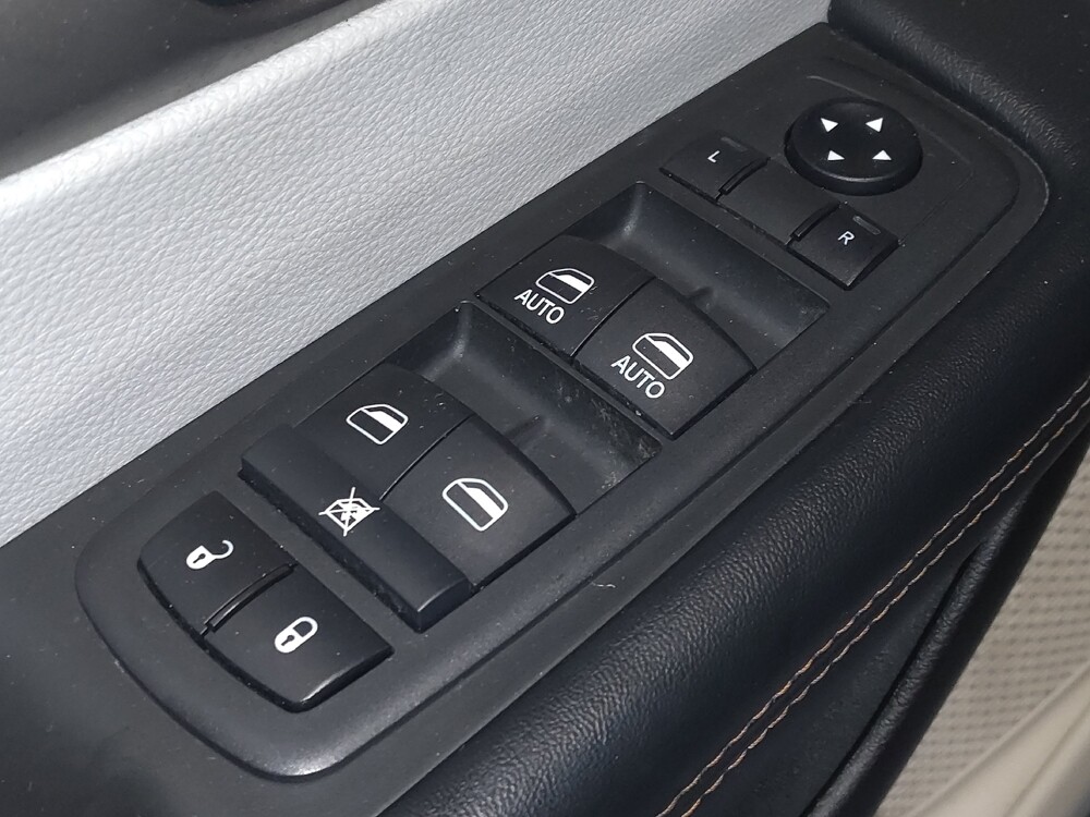 2019 Chrysler Pacifica in Kissimmee, FL 34744 - 18082071 27