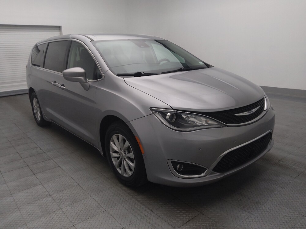 2019 Chrysler Pacifica in Kissimmee, FL 34744 - 18082071 13