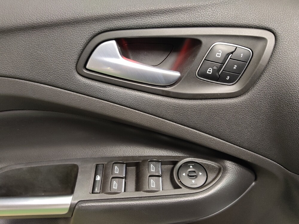 2017 Ford Escape in Arlington, TX 76011 - 18082072 27