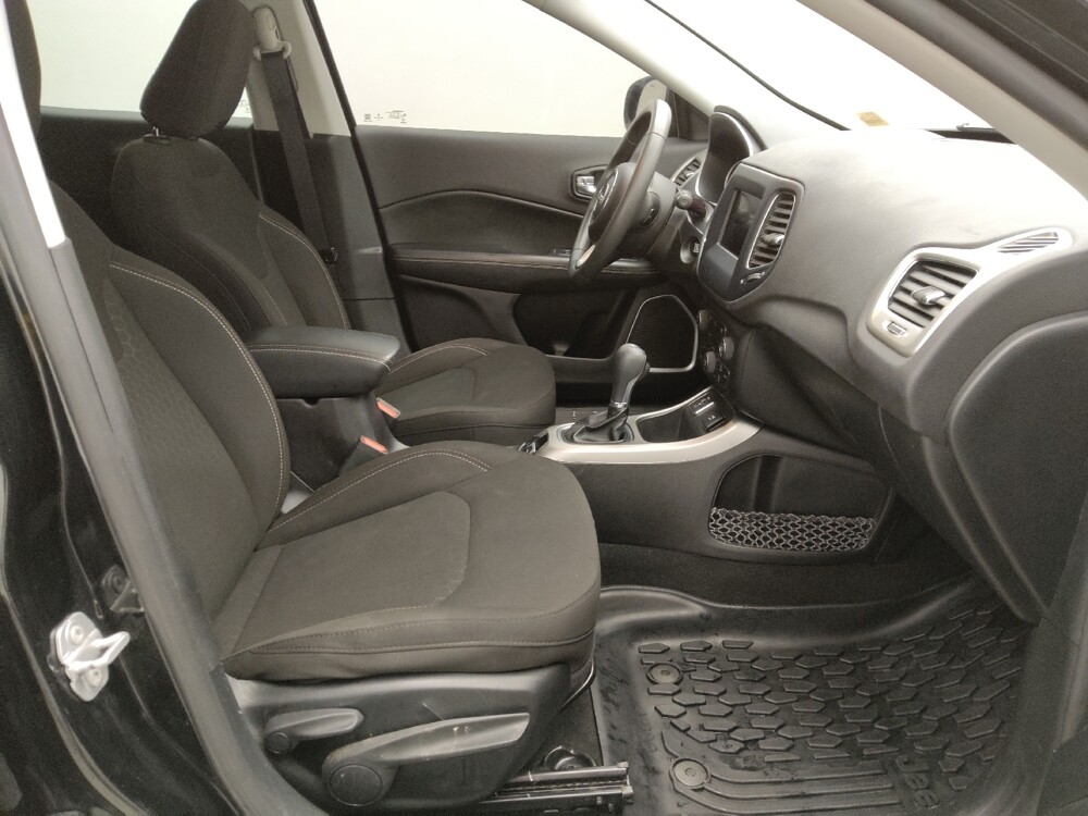 2021 Jeep Compass in Wichita, KS 67207 - 18082074 21