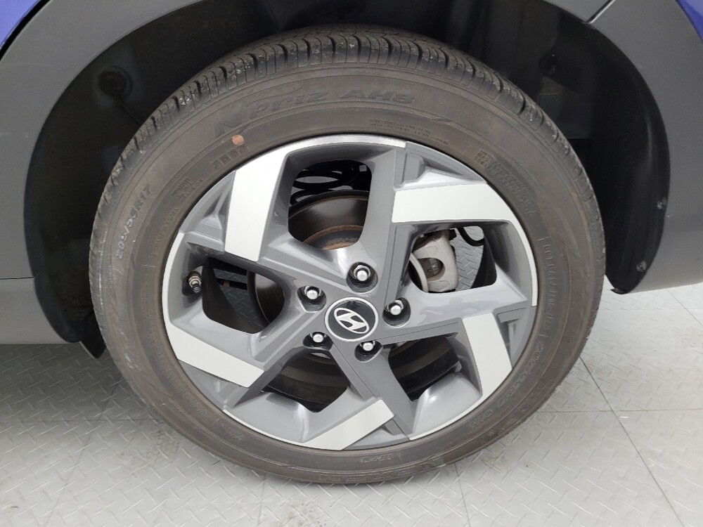 2022 Hyundai Venue in Toledo, OH 43617 - 18082096 31