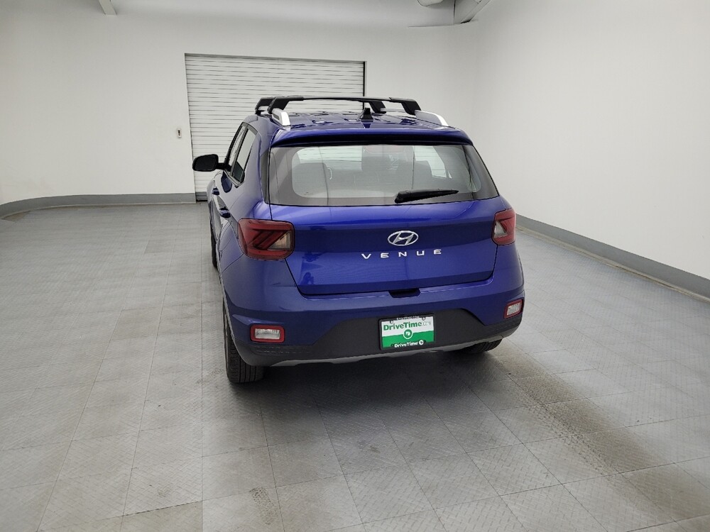 2022 Hyundai Venue in Toledo, OH 43617 - 18082096 6