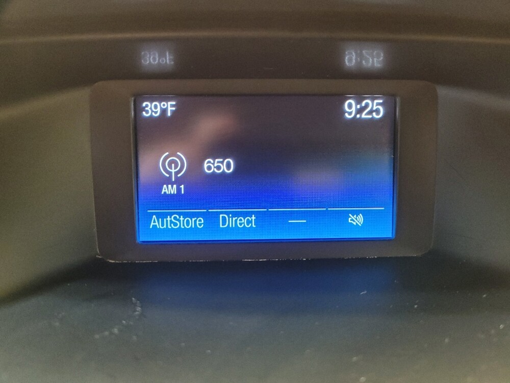 2018 Ford Focus in Lexington, KY 40509 - 18082100 25