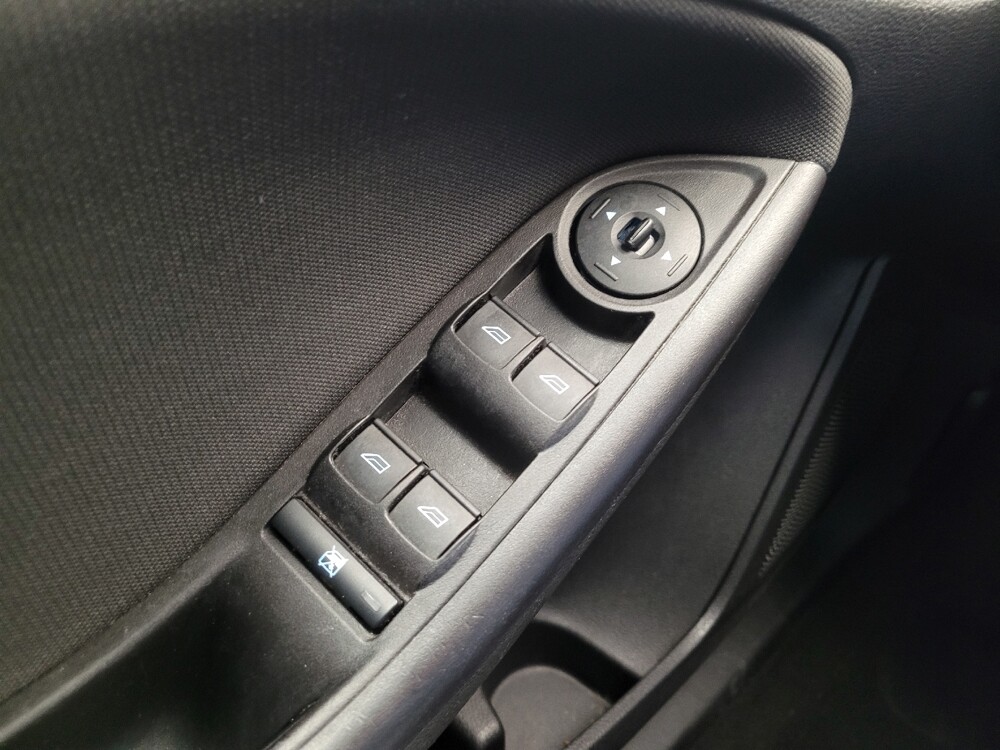 2018 Ford Focus in Lexington, KY 40509 - 18082100 27