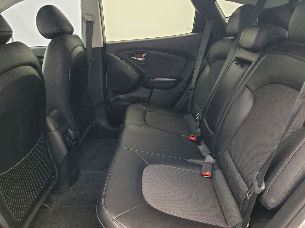 2015 Hyundai Tucson in Hialeah, FL 33014 - 18082116 18