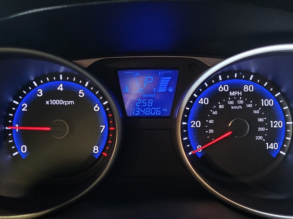 2015 Hyundai Tucson in Hialeah, FL 33014 - 18082116 23