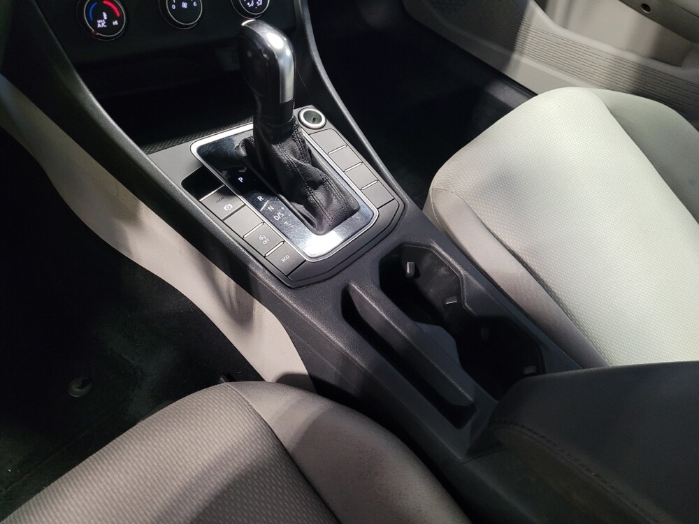 2020 Volkswagen Jetta in Lauderdale Lakes, FL 33313 - 18082117 26