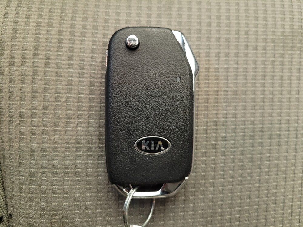 2020 Kia Forte in Cincinnati, OH 45255 - 18082120 32