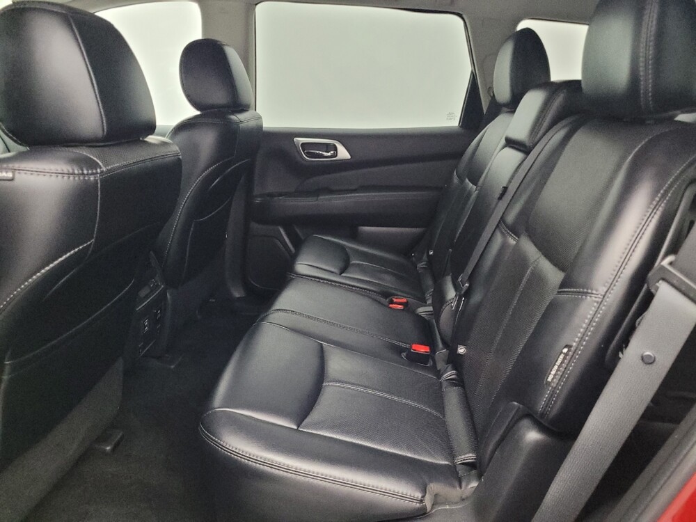 2018 Nissan Pathfinder in Tampa, FL 33612 - 18082129 18