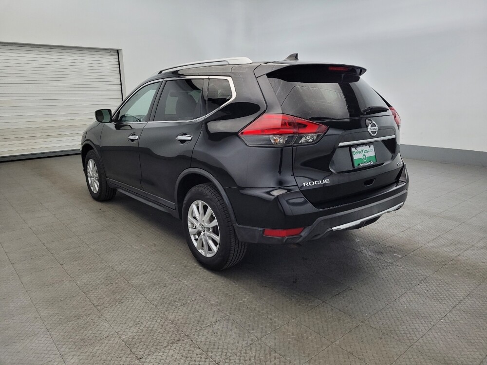 2017 Nissan Rogue in Williamstown, NJ 8094 - 18082132 5