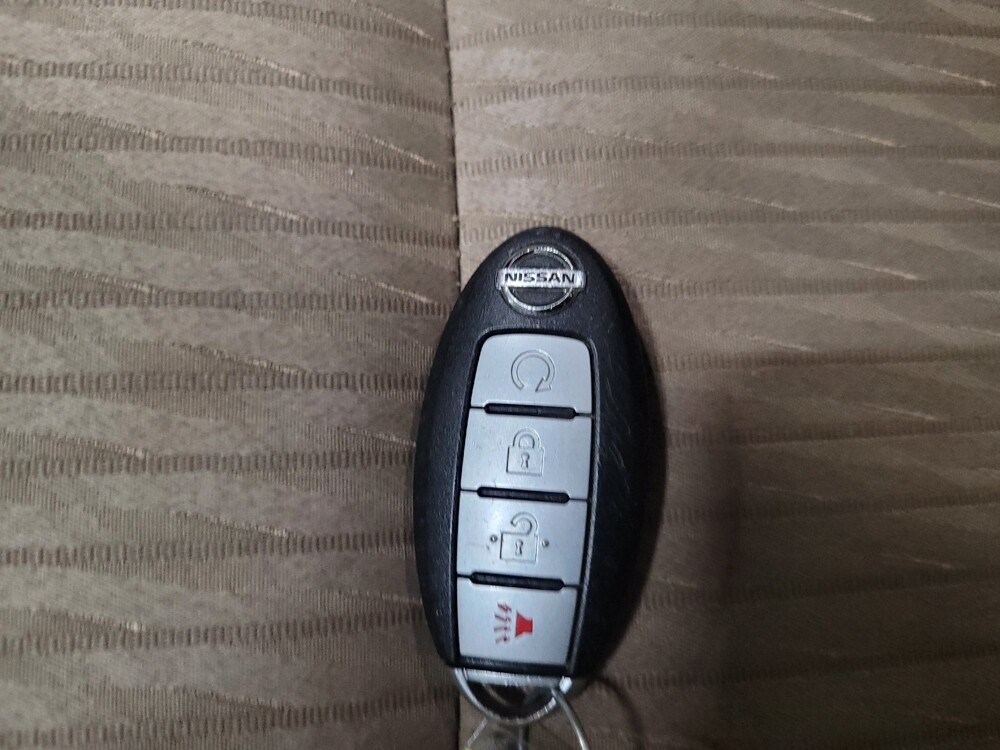 2017 Nissan Rogue in Williamstown, NJ 8094 - 18082132 32