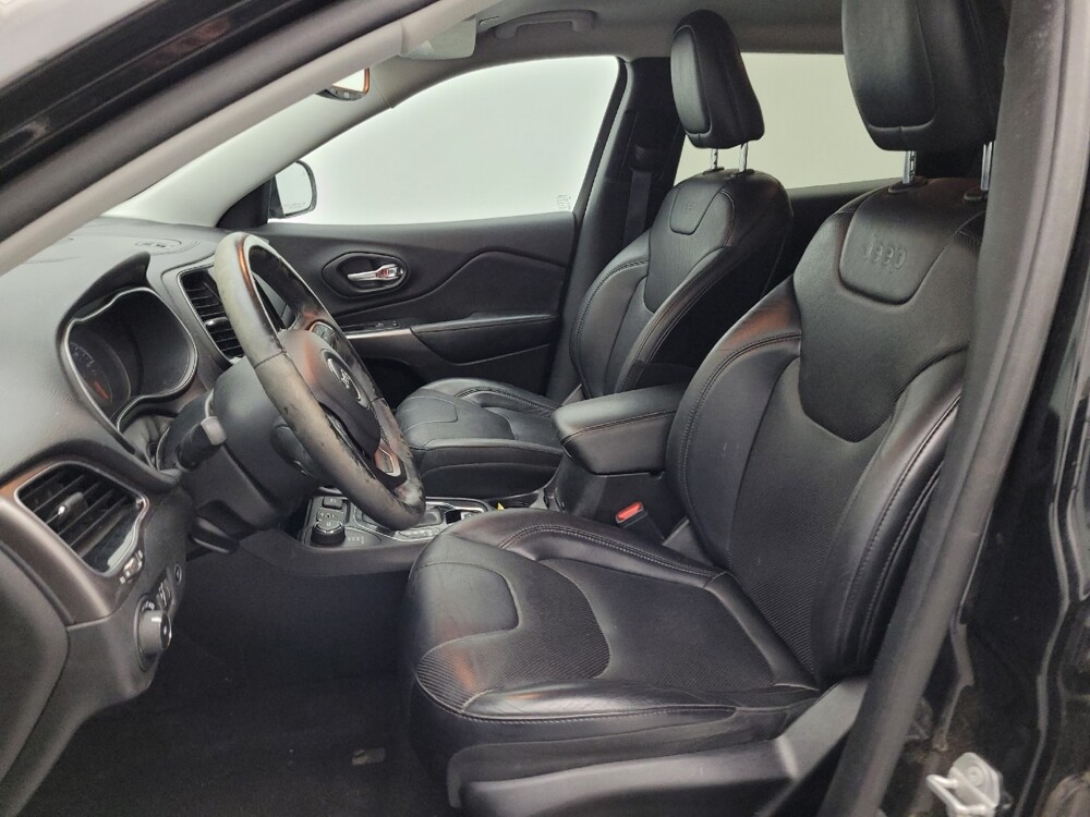 2019 Jeep Cherokee in Greensboro, NC 27407 - 18082155 17