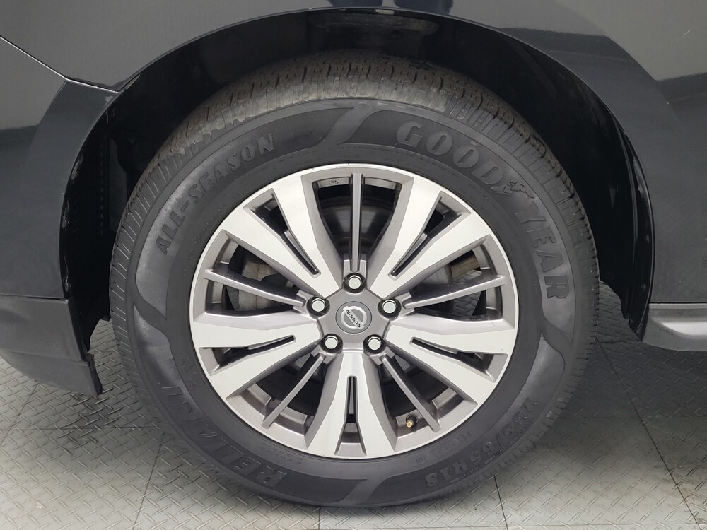 2020 Nissan Pathfinder in Peoria, IL 61615 - 18082157 31