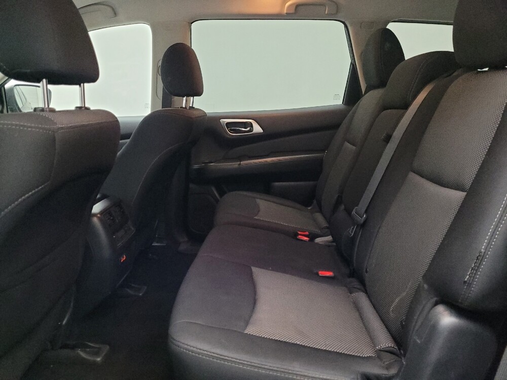 2020 Nissan Pathfinder in Peoria, IL 61615 - 18082157 18