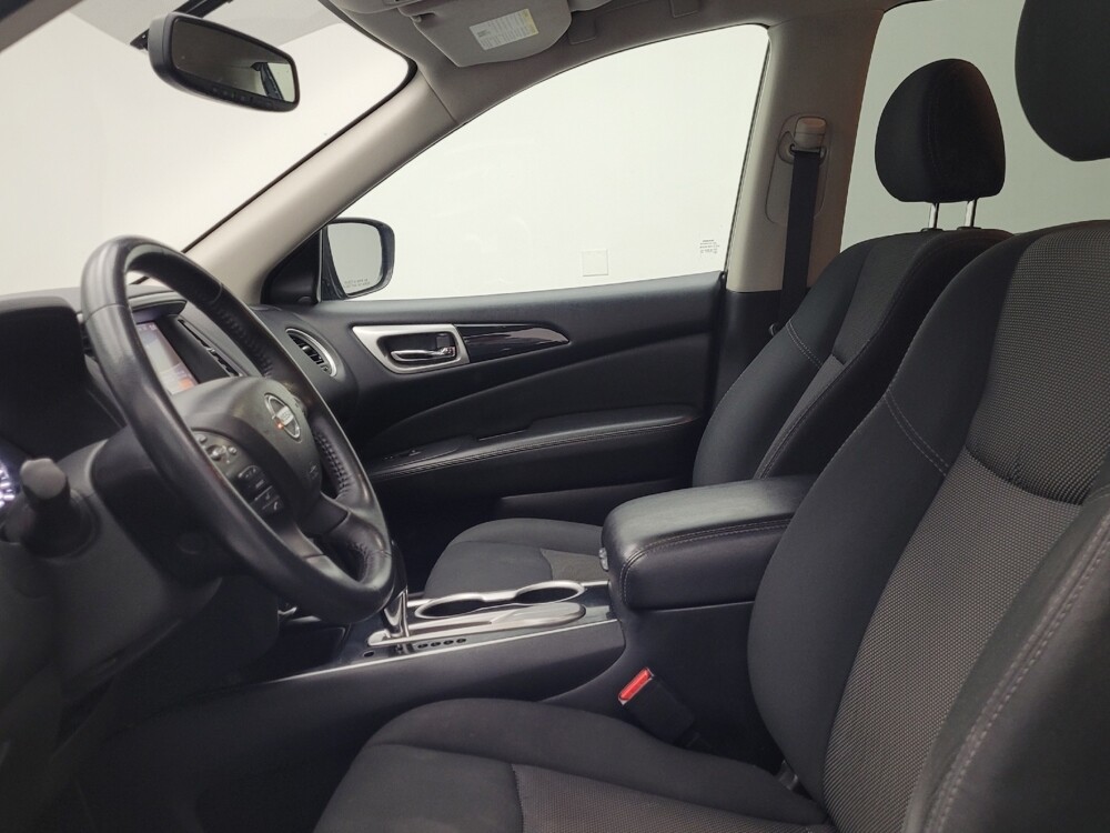 2020 Nissan Pathfinder in Peoria, IL 61615 - 18082157 17