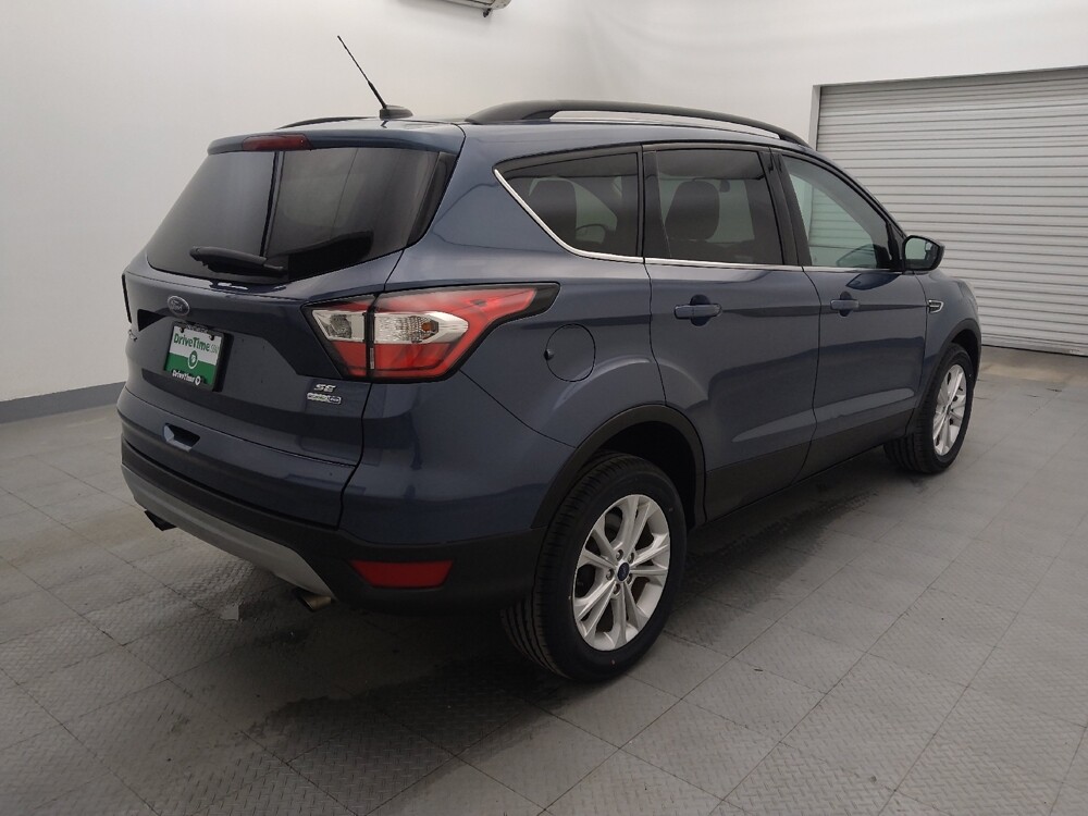 2018 Ford Escape in Houston, TX 77060 - 18082164 9