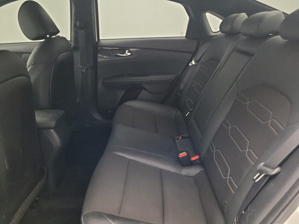 2021 Kia Forte in Pensacola, FL 32505 - 18082168 18