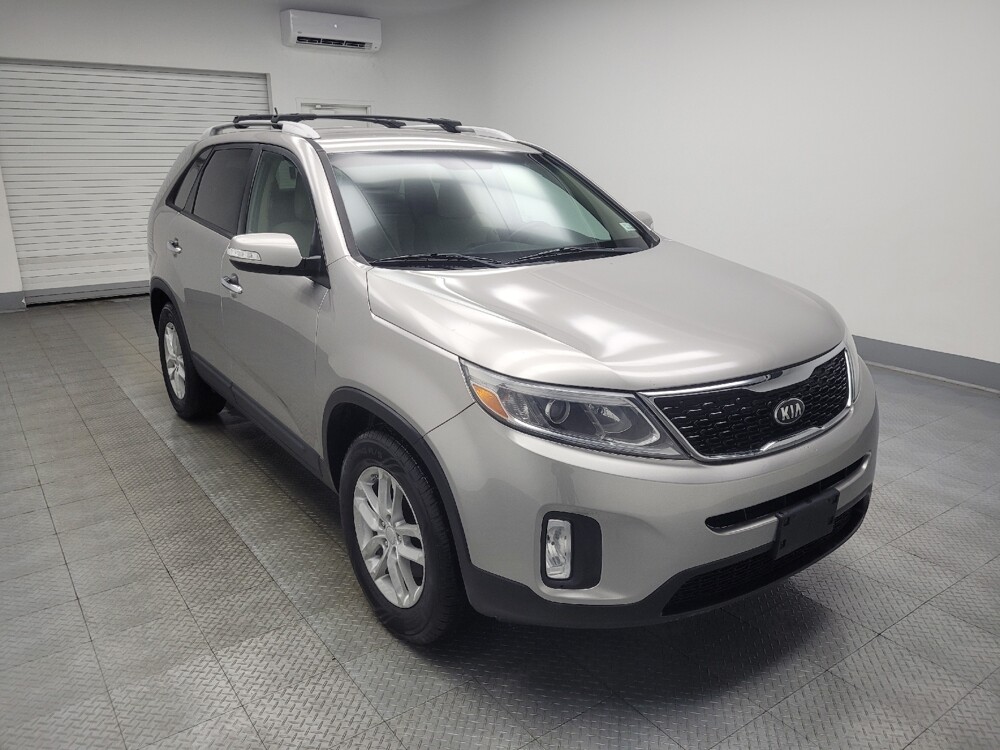 2015 Kia Sorento in Indianapolis, IN 46222 - 18082178 13