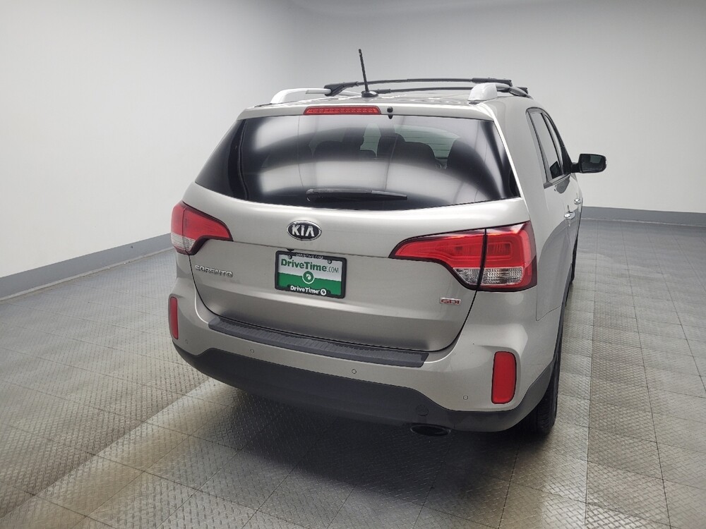 2015 Kia Sorento in Indianapolis, IN 46222 - 18082178 7