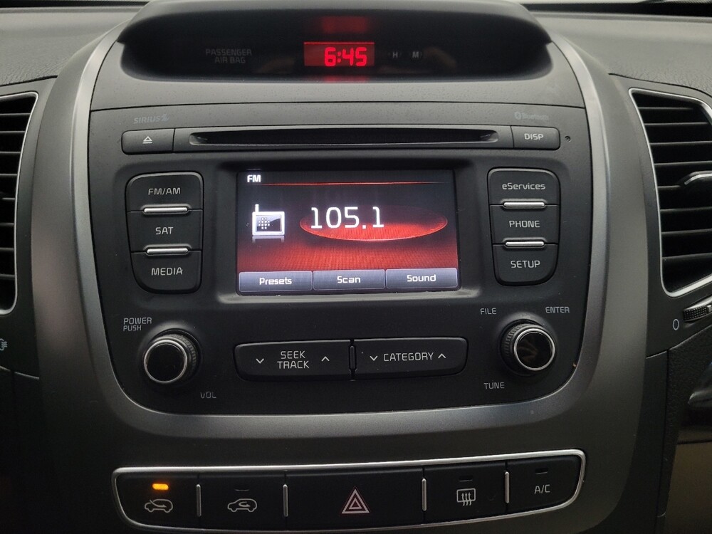 2015 Kia Sorento in Indianapolis, IN 46222 - 18082178 25