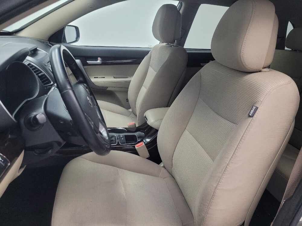 2015 Kia Sorento in Indianapolis, IN 46222 - 18082178 17