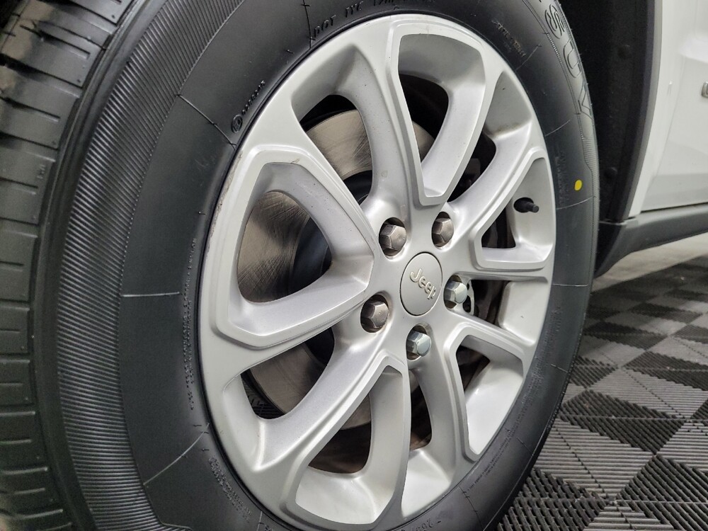 2022 Jeep Grand Cherokee in Pittsburgh, PA 15236 - 18082184 31