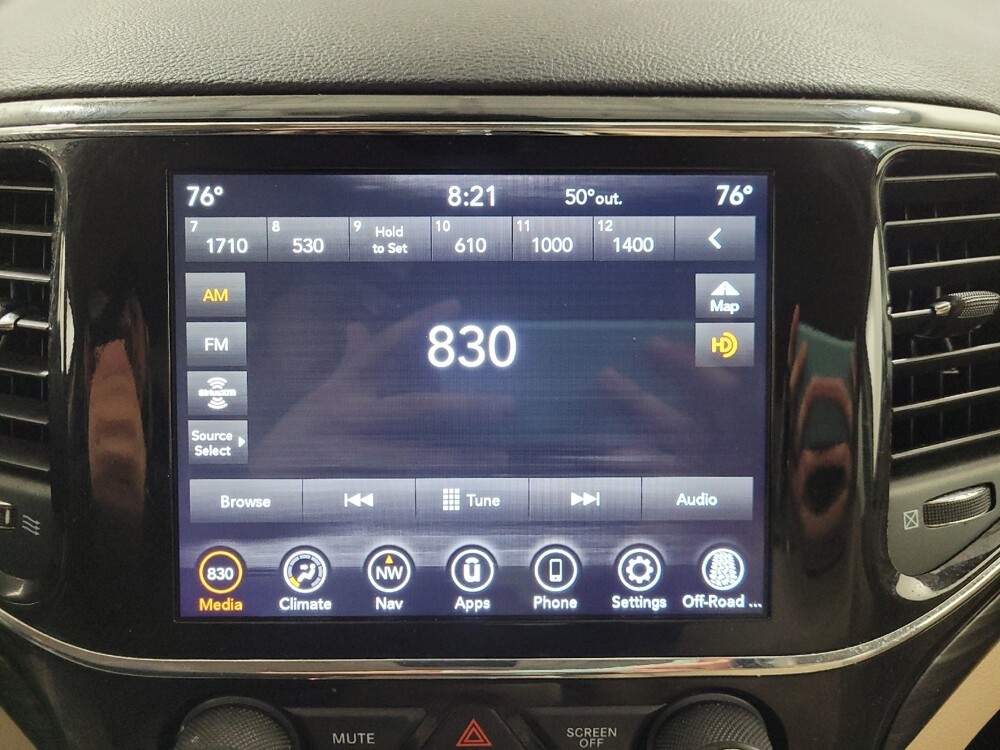 2022 Jeep Grand Cherokee in Pittsburgh, PA 15236 - 18082184 25