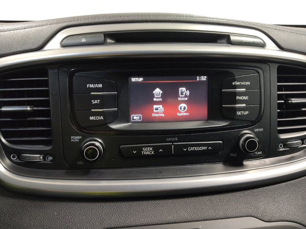 2016 Kia Sorento in Columbus, OH 43231 - 18082189 25