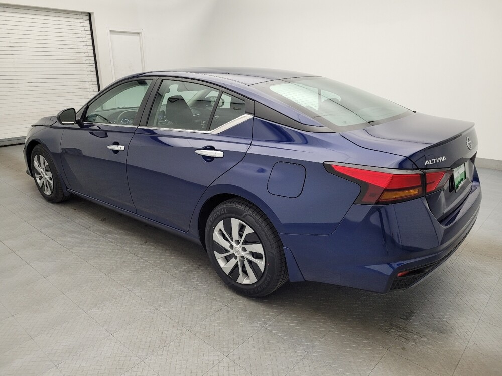 2022 Nissan Altima in Greensboro, NC 27407 - 18082200 3