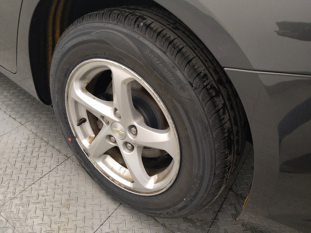 2018 Chevrolet Malibu in Houston, TX 77074 - 18082205 31