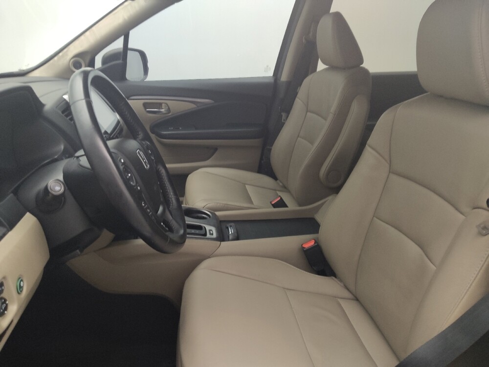 2017 Honda Pilot in Lauderdale Lakes, FL 33313 - 18082222 17