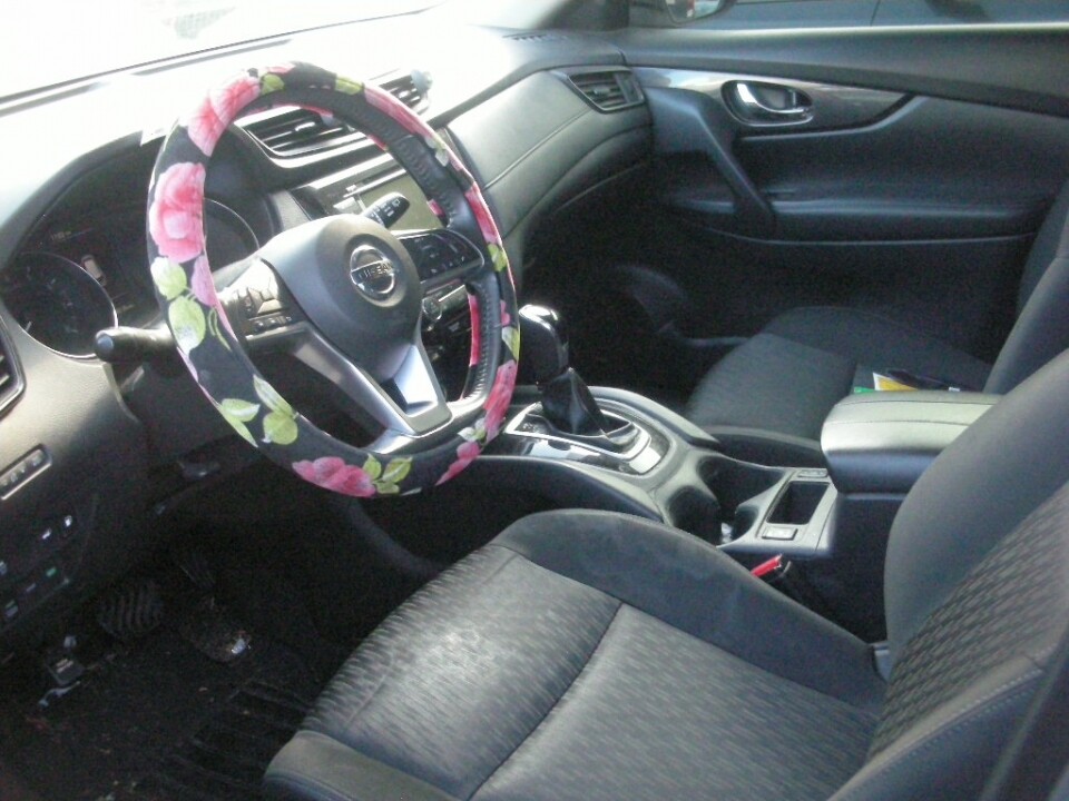 2018 Nissan Rogue in Nashville, TN 37209 - 18082240 4