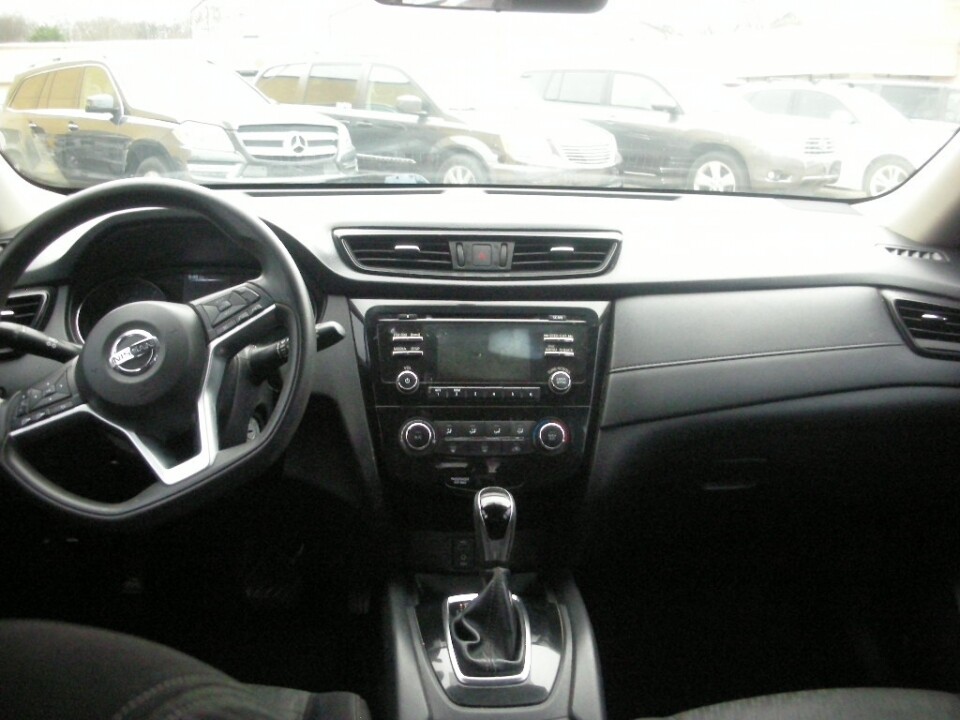 2017 Nissan Rogue in Nashville, TN 37209 - 18082242 7