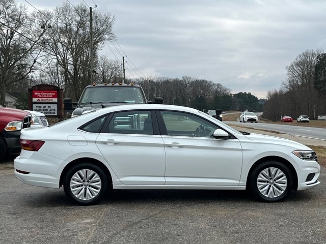 2019 Volkswagen Jetta in Flowery Branch, GA 30542 - 18082253 4