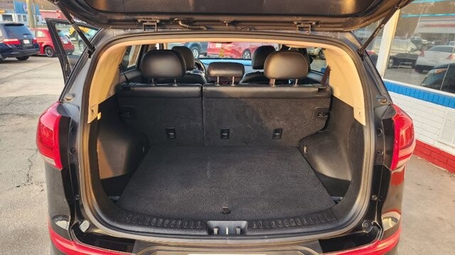 2016 Kia Sportage in Cartersville, GA 30120 - 18082258 11