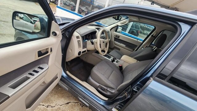 2010 Ford Escape in Cartersville, GA 30120 - 18082259 5