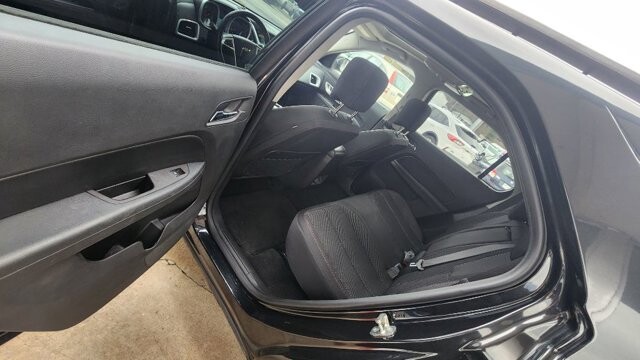 2015 Chevrolet Equinox in Cartersville, GA 30120 - 18082260 6