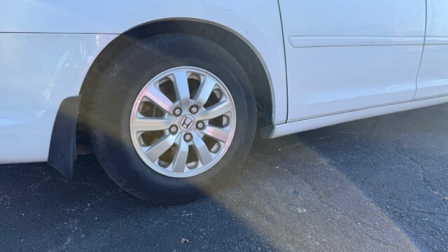 2010 Honda Odyssey in Dallas, TX 75228 - 18082264 5