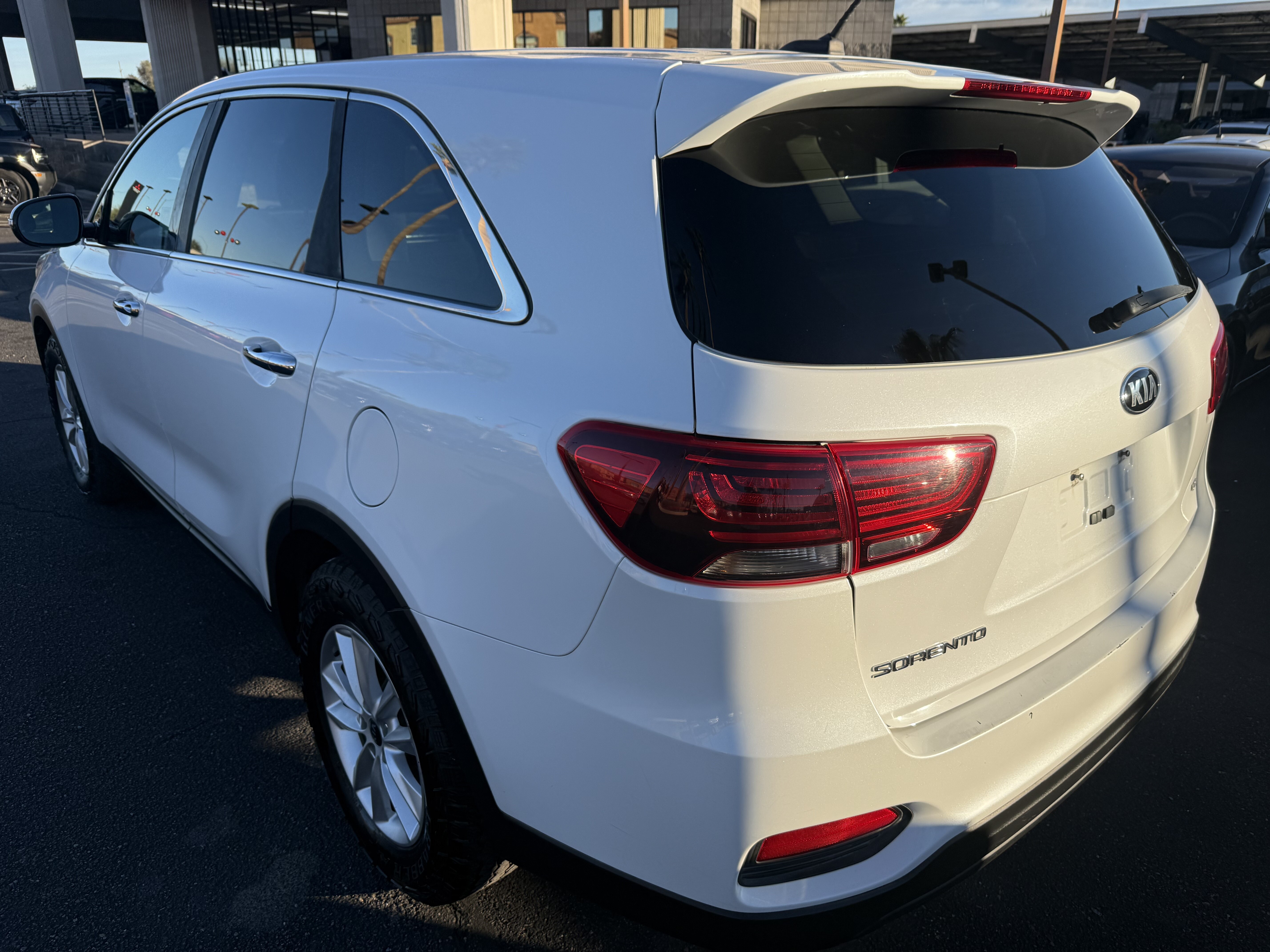 2020 Kia Sorento in Phoenix, AZ 85022 - 18082268 6