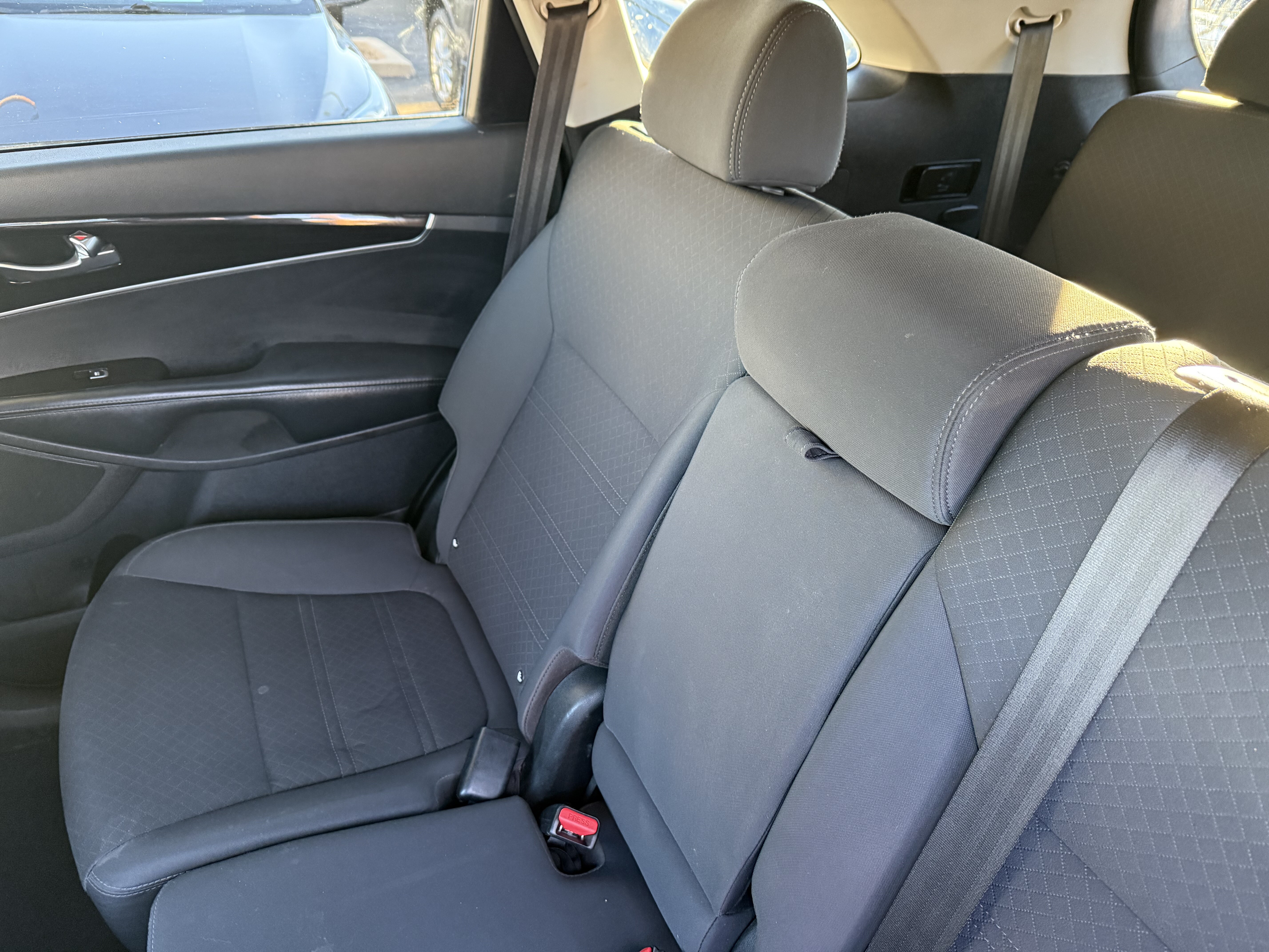 2020 Kia Sorento in Phoenix, AZ 85022 - 18082268 8