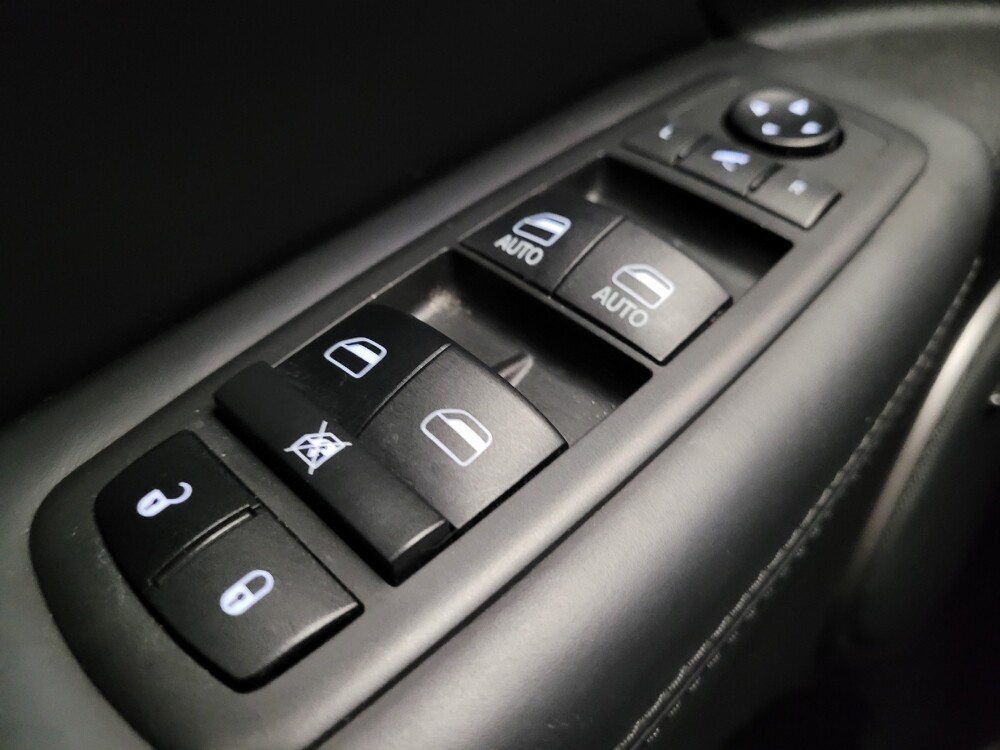 2019 Jeep Grand Cherokee in Riverside, CA 92504 - 18082269 27