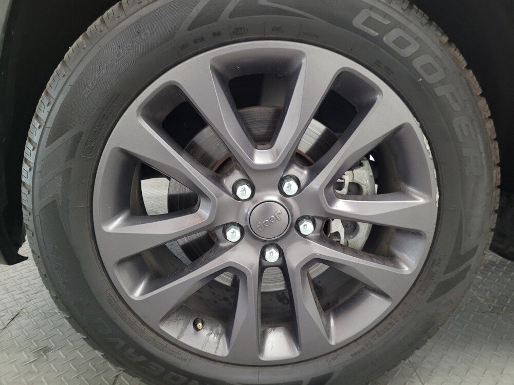 2019 Jeep Grand Cherokee in Riverside, CA 92504 - 18082269 31