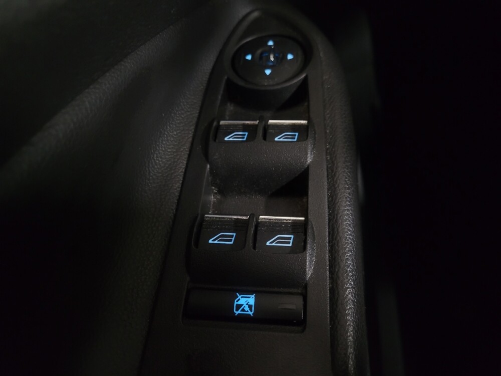 2016 Ford Escape in Birmingham, AL 35215 - 18082273 27