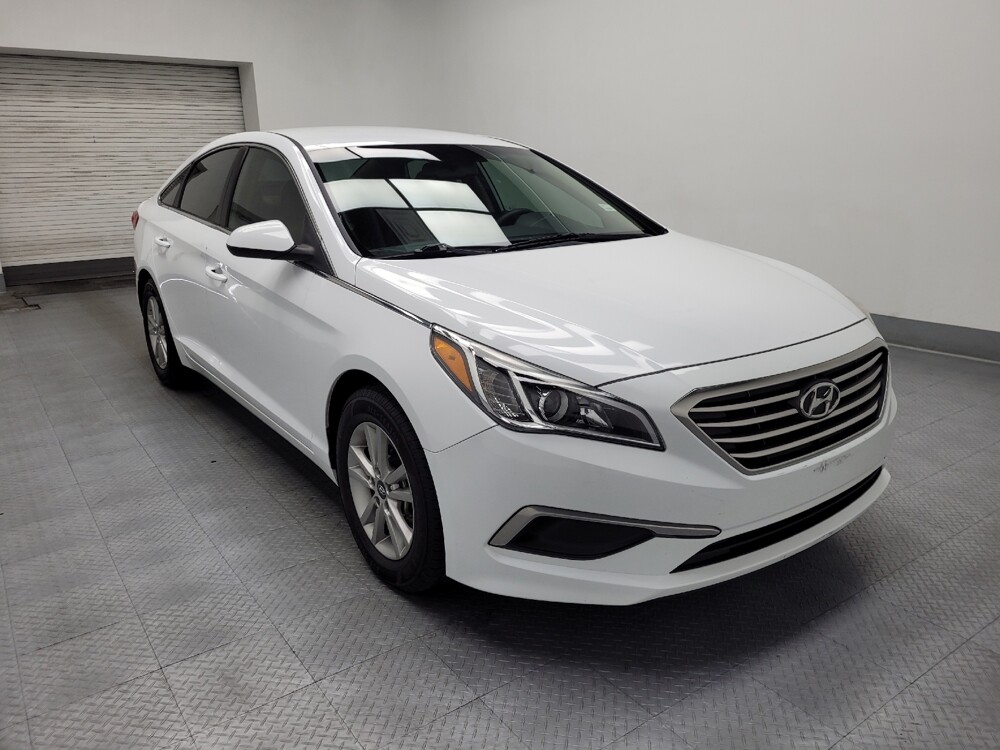 2017 Hyundai Sonata in Las Vegas, NV 89102 - 18082309 13