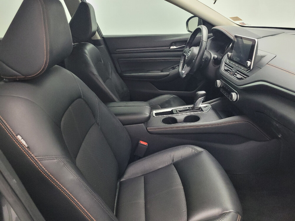 2020 Nissan Altima in Charlotte, NC 28213 - 18082310 21