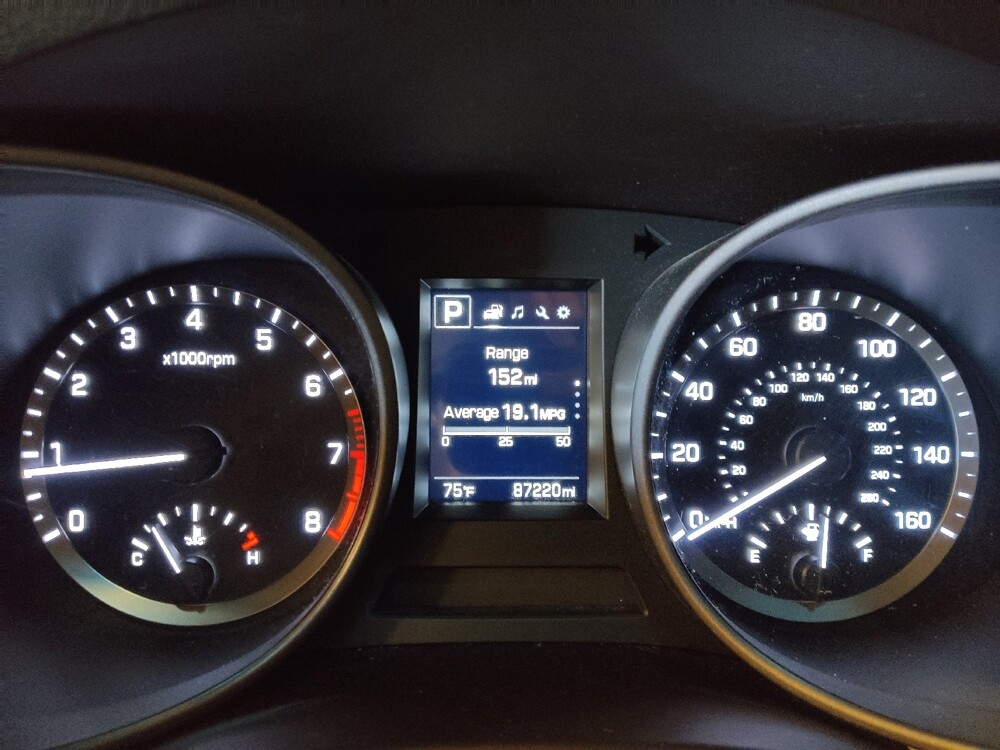 2017 Hyundai Santa Fe in Hialeah, FL 33014 - 18082315 23