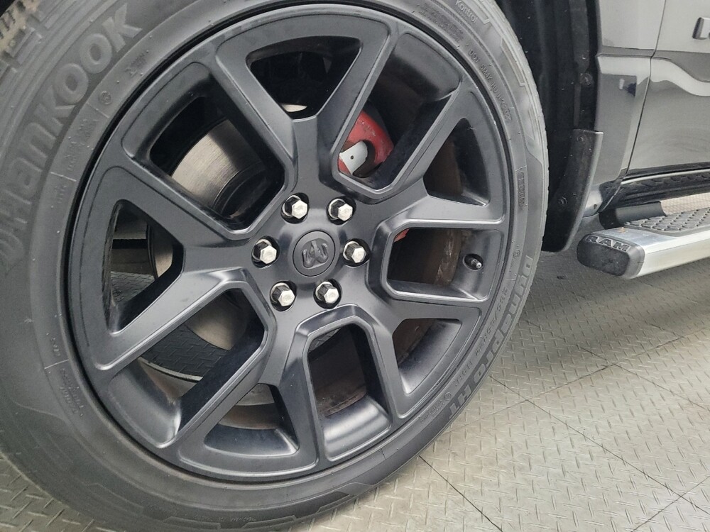 2019 RAM 1500 in Hialeah, FL 33014 - 18082319 31