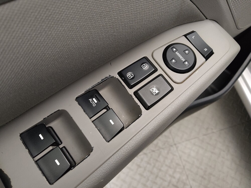 2017 Hyundai Elantra in Colorado Springs, CO 80909 - 18082332 27