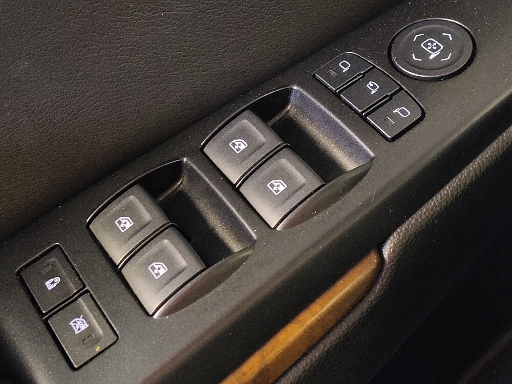 2019 GMC Yukon XL in Houston, TX 77074 - 18082337 27