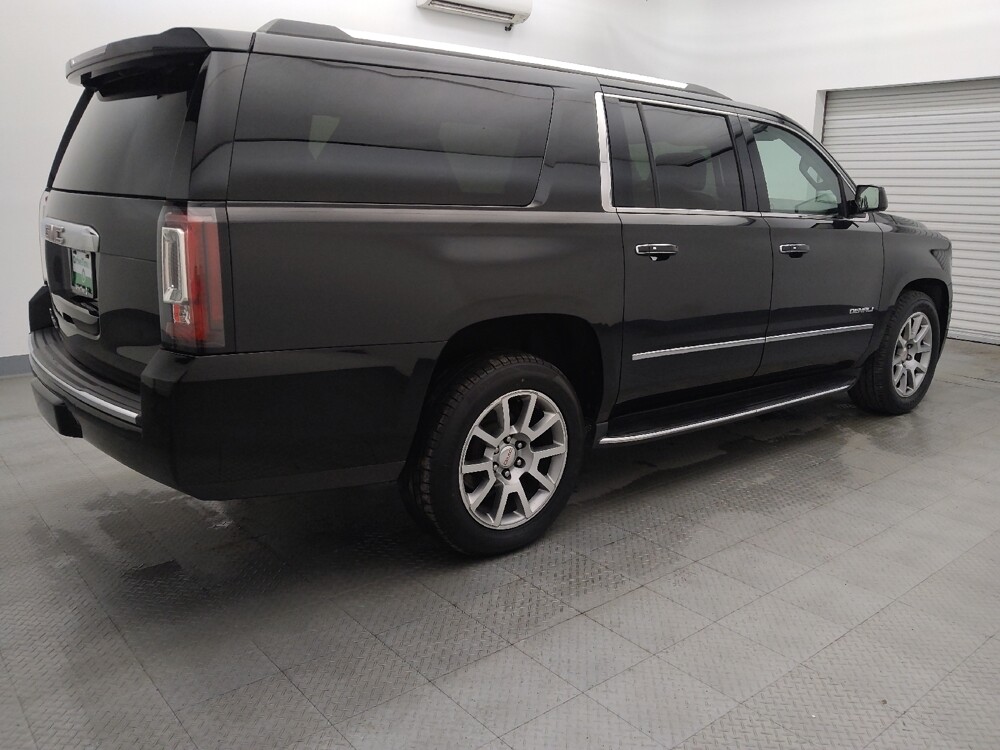 2019 GMC Yukon XL in Houston, TX 77074 - 18082337 10